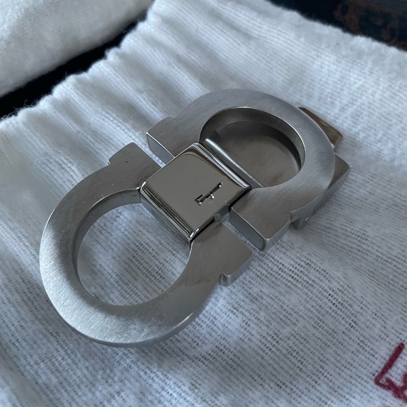 Ferragamo Belt Buckle - Picture 5 of 9